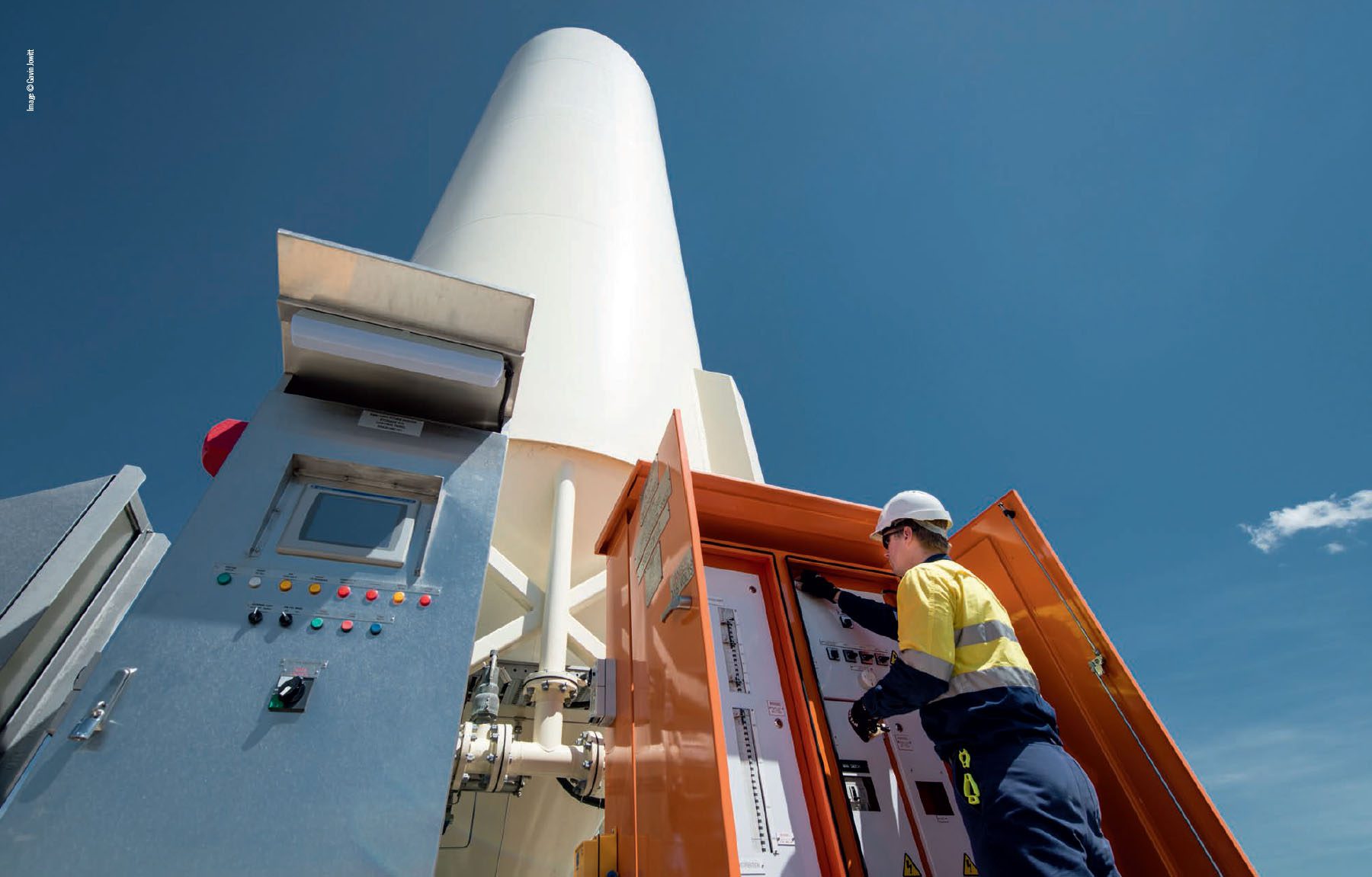 BIPP-ThePhotographer-2013-AUT-p14-25-5 Corporate photography by Sydney photographer Gavin Jowitt